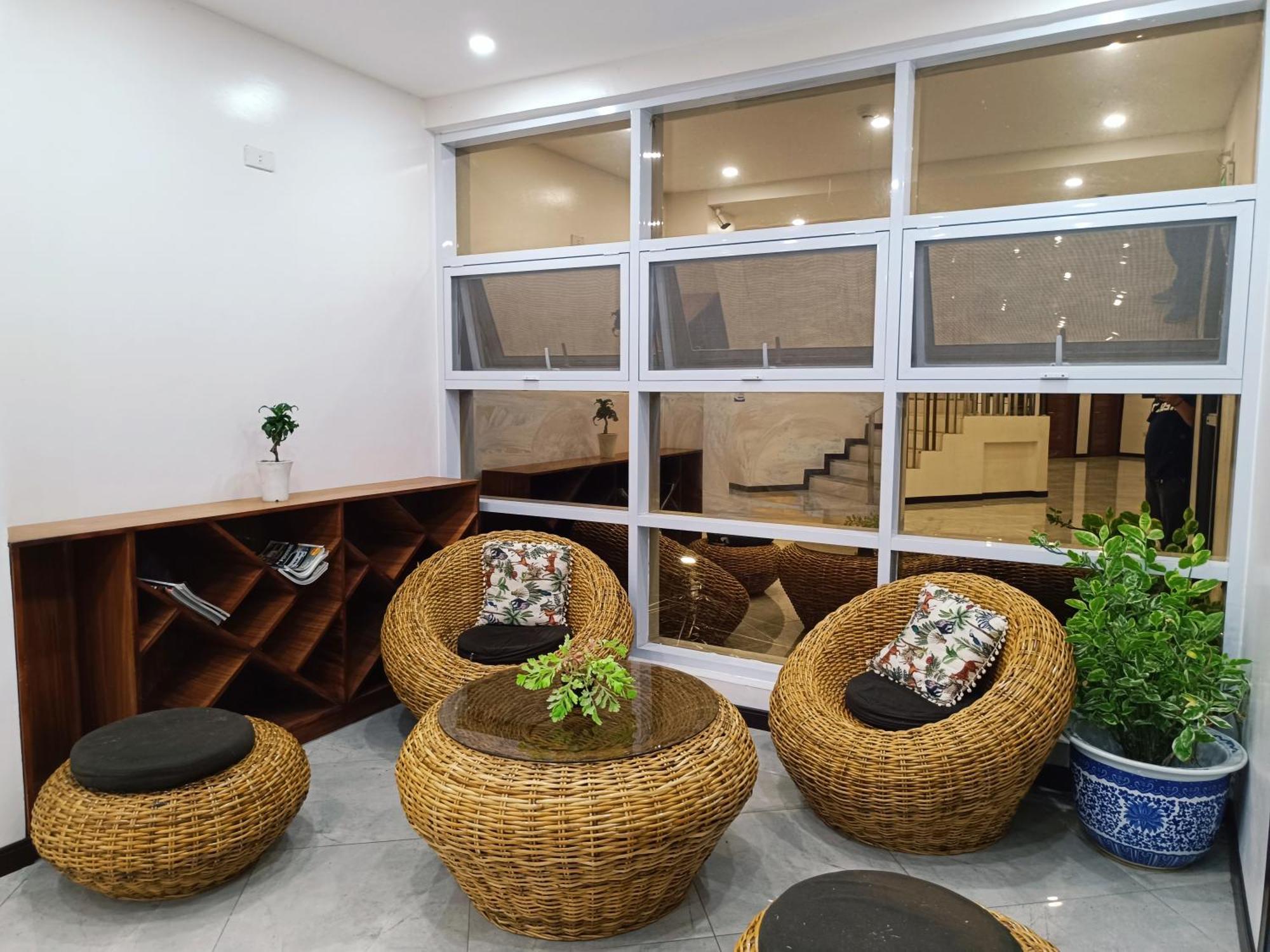 Fb Dormitel Suites Cagayan de Oro Kültér fotó