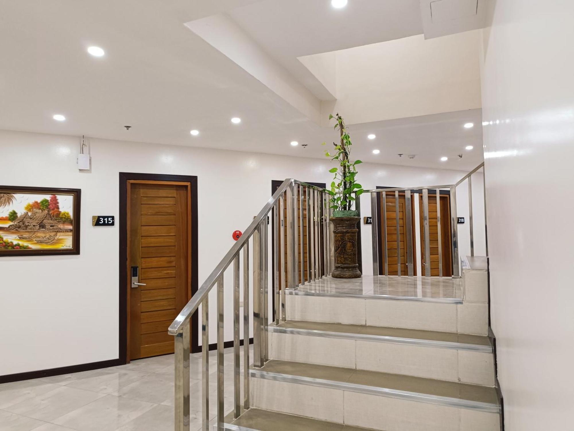Fb Dormitel Suites Cagayan de Oro Kültér fotó