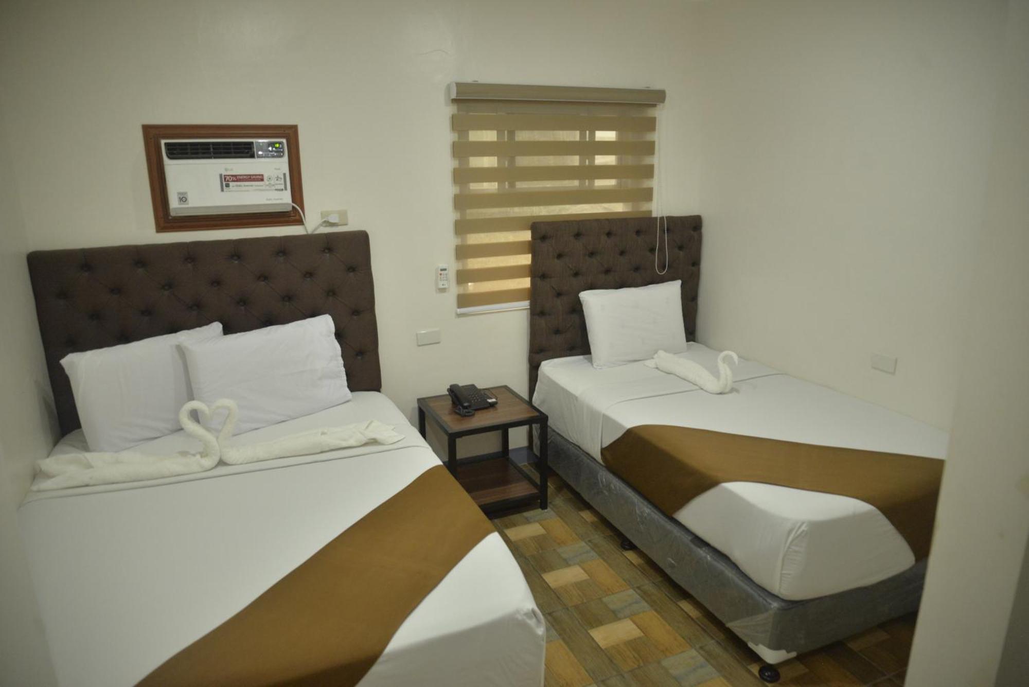 Fb Dormitel Suites Cagayan de Oro Kültér fotó